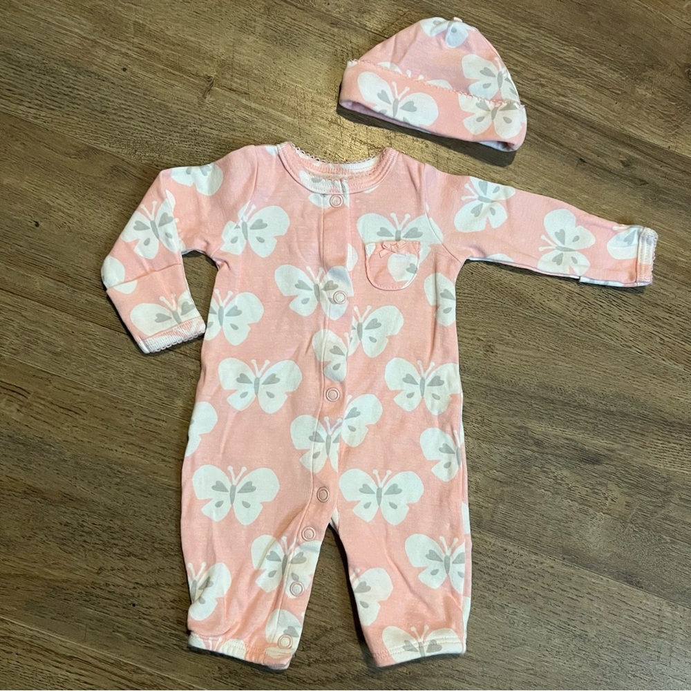 Carter’s Girls outfit with hat, size Preemie